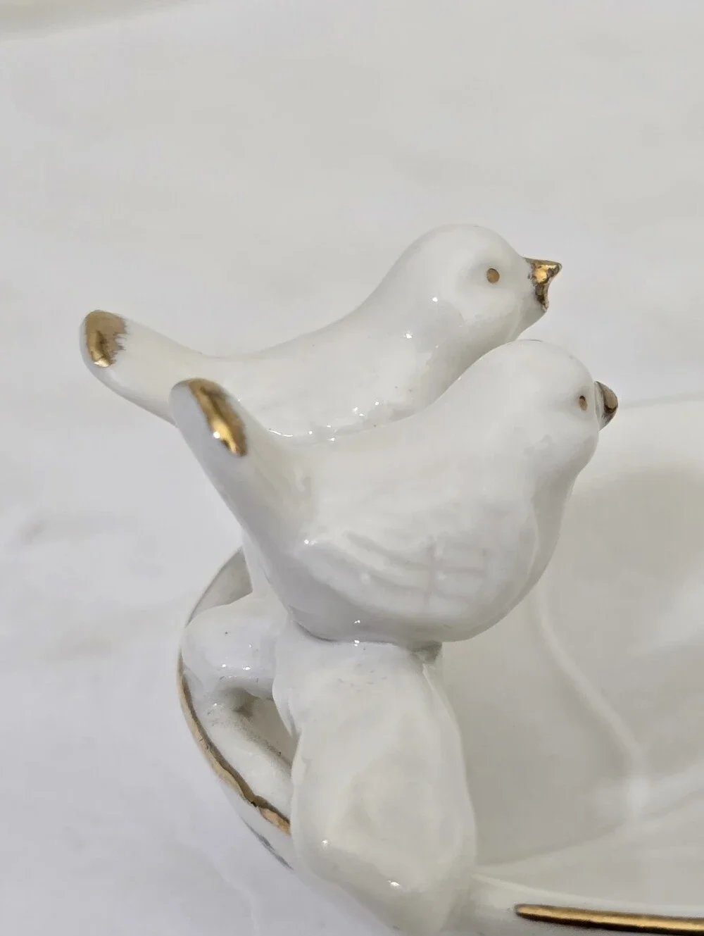 vintage PIER 1 imports Trinket Tray Two Birds Porcelin White Gold Trim